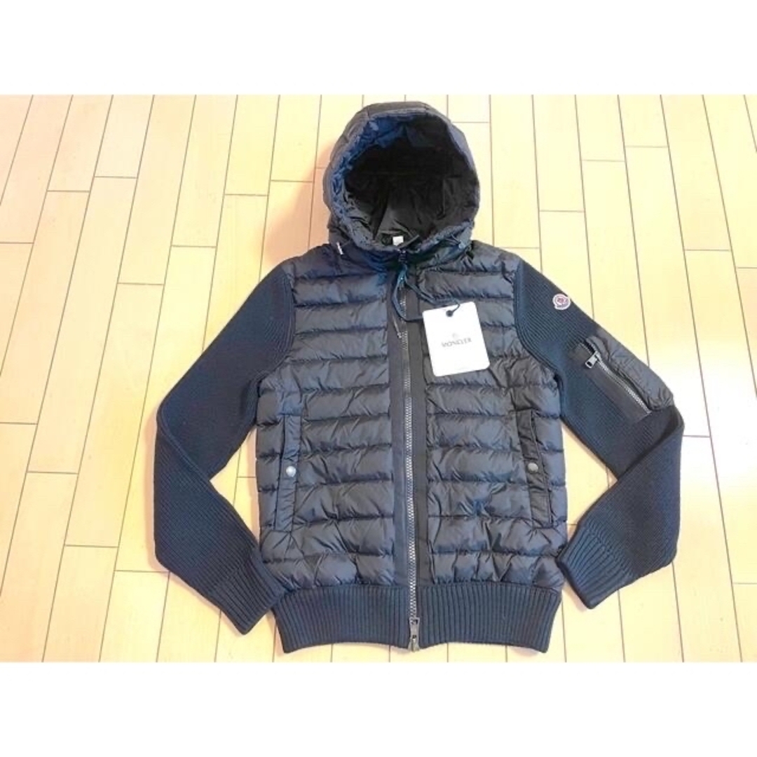 Moncler ニットジップアップジャケット　新品　未使用　タグ付