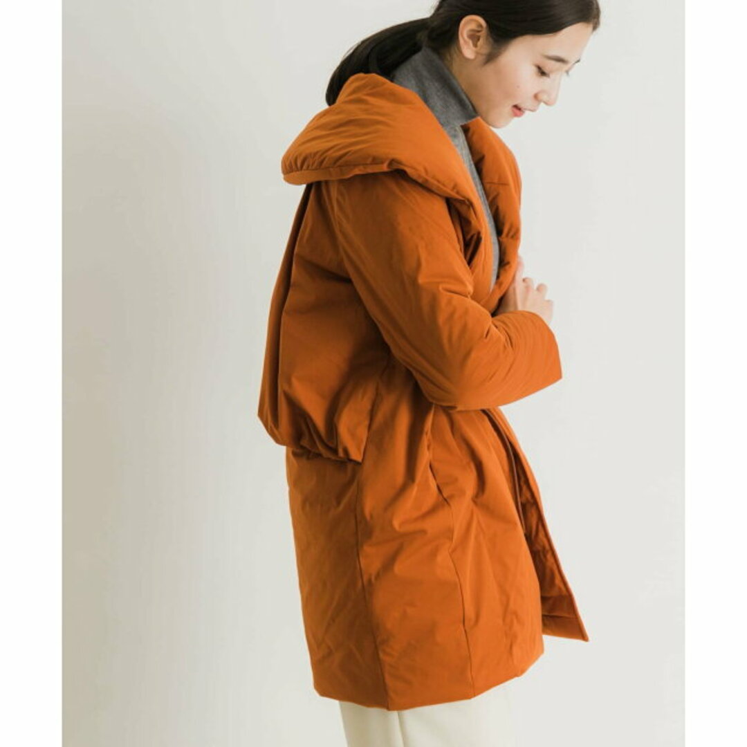 URBAN RESEARCH(アーバンリサーチ)の【terracotta】YOSOOU Shawl Back Gather Coat レディースのジャケット/アウター(ダウンジャケット)の商品写真