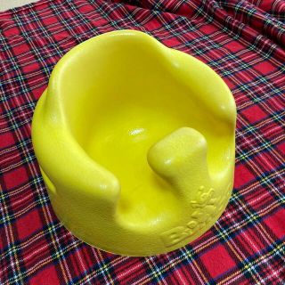 バンボ(Bumbo)のBumbo バンボ 黄色　美品(その他)