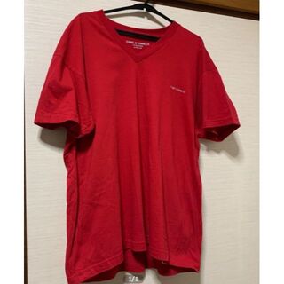 コムサイズム(COMME CA ISM)のVネック Tシャツ S レッド(Tシャツ/カットソー(半袖/袖なし))