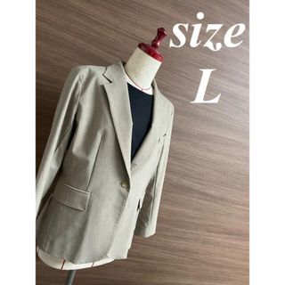 ザラ(ZARA)のベージュ　ジャケット　L 11号　アウター　きれいめ　vネック　春夏　軽量　長袖(シャツ/ブラウス(長袖/七分))