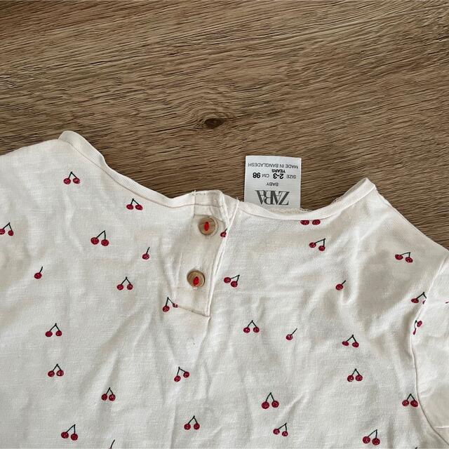 ZARA KIDS(ザラキッズ)の子供服 95cm,98cm Tシャツ、チュニック、長袖セット キッズ/ベビー/マタニティのキッズ服女の子用(90cm~)(Tシャツ/カットソー)の商品写真