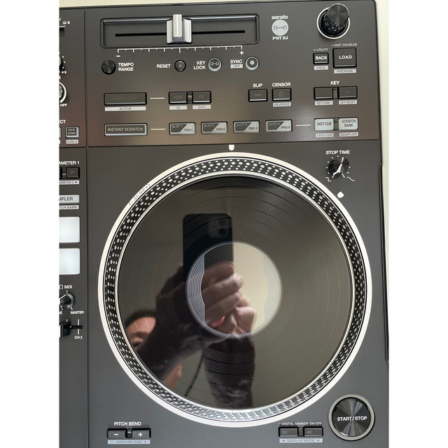 Pioneer(パイオニア)の超美品！Serato DJ対応 Pioneer DJ DDJ-REV7 楽器のDJ機器(DJコントローラー)の商品写真