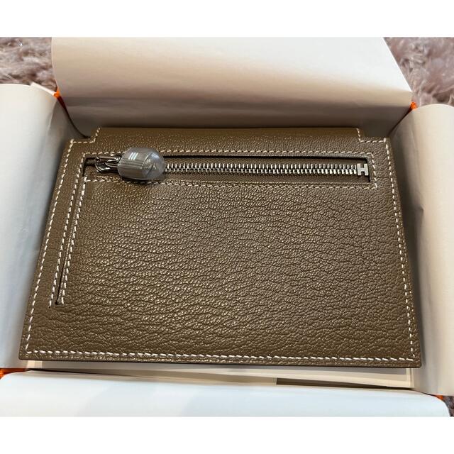 HERMES - ケリーポケット エトゥープ シルバー 金具の通販 by HERMES - ケリーポケット エトゥープ シルバー 金具の通販 by