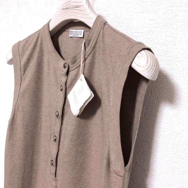 Tシャツ(半袖/袖なし) 新品ブルネロクチネリS モニーレ装飾1819AWべっこう模様スナップボタン
