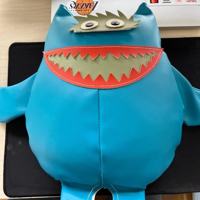 正規品　美品　ナウガモンスター　Lサイズ