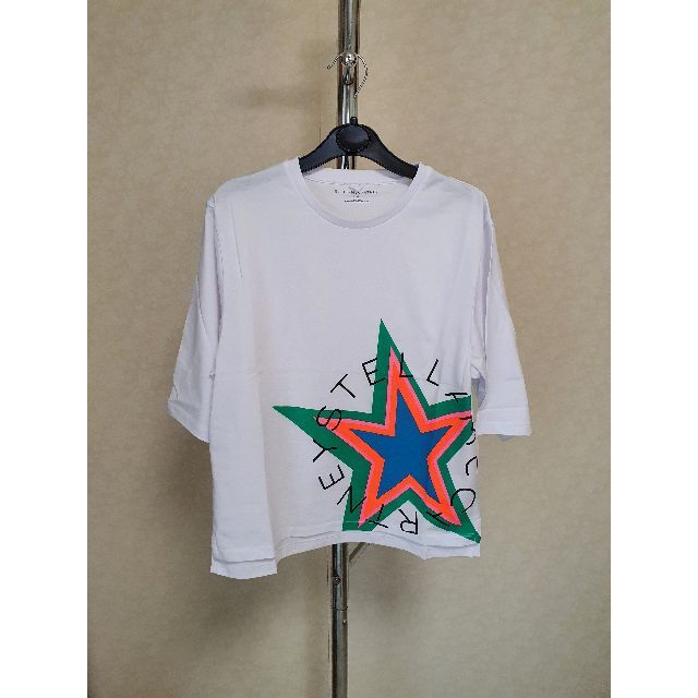 Stella McCartney(ステラマッカートニー)の【新品・未使用】STELLA MCCARTNEY KIDS スターTシャツ14Y キッズ/ベビー/マタニティのキッズ服女の子用(90cm~)(Tシャツ/カットソー)の商品写真