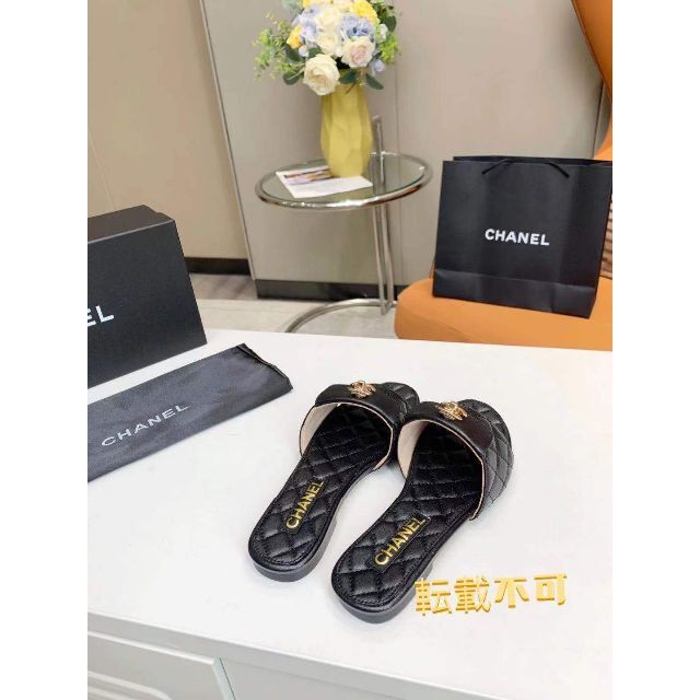 CHANEL - CHANEL スリッパ 希少美品の通販 by たにたか's shop｜シャネルならラクマ