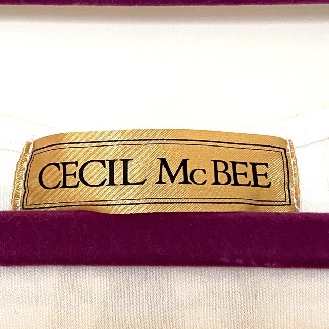 CECIL McBEE(セシルマクビー)のCECIL McBEE 重ね着風 ビジュー付きタンクトップ レディースのトップス(タンクトップ)の商品写真