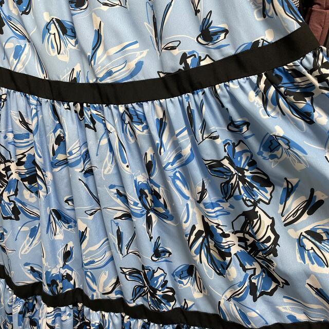 GRACE CONTINENTAL(グレースコンチネンタル)の爽やか✨上品✨楽ちんアイテム✨今期フラワープリントスカート 38  レディースのスカート(ロングスカート)の商品写真