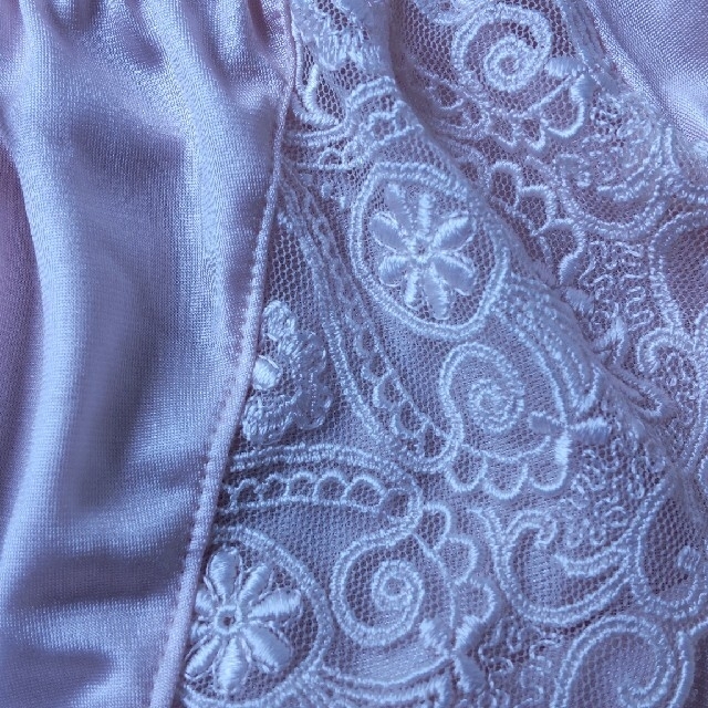 cecile(セシール)のセシール　ピンク　ショーツ　Ｍ レディースの下着/アンダーウェア(ショーツ)の商品写真