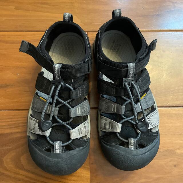 KEEN(キーン)のKeen キーン　サンダル　22.5 キッズ/ベビー/マタニティのキッズ靴/シューズ(15cm~)(サンダル)の商品写真