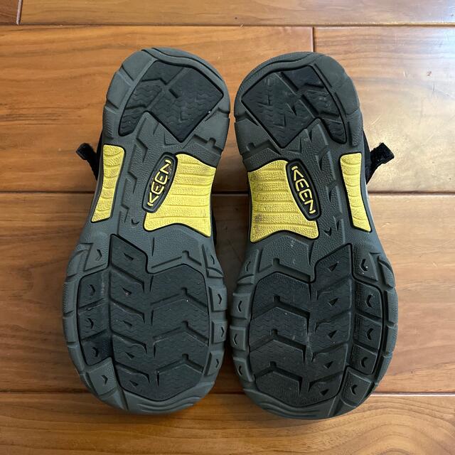 KEEN(キーン)のKeen キーン　サンダル　22.5 キッズ/ベビー/マタニティのキッズ靴/シューズ(15cm~)(サンダル)の商品写真