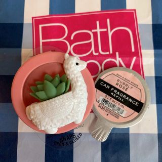 バスアンドボディーワークス(Bath & Body Works)の【新品】バスアンドボディワークス カーフレグランス ラーマ セット(キーホルダー)