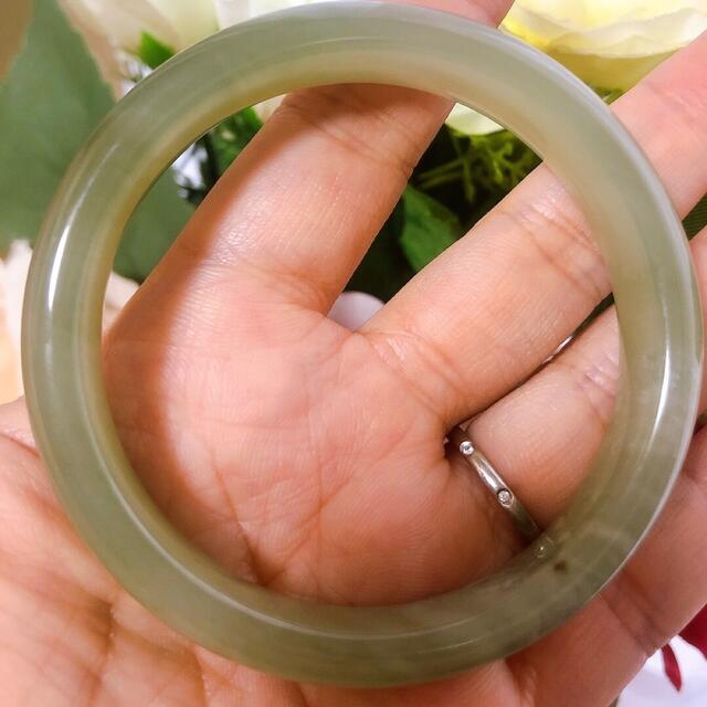 稀少絶品】晴水軟玉(ネフライト)和田玉Hetian Jadeバングル