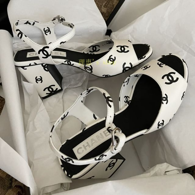 ♡大人気♡CHANEL シャネル ロゴ ラムレザーサンダル 23.5cm新品