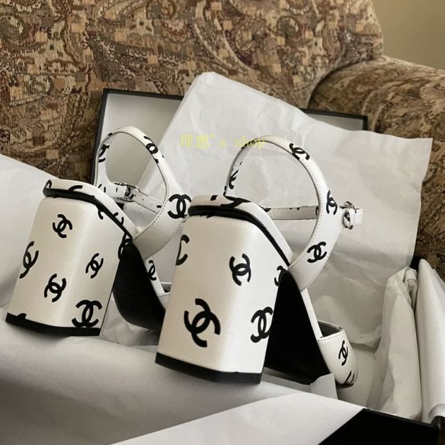 ♡大人気♡CHANEL シャネル ロゴ ラムレザーサンダル 23.5cm新品