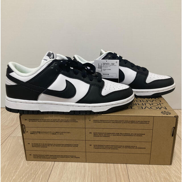 NIKE(ナイキ)の【24cm】NIKE DUNK LOW ネクストネイチャー 白黒 WMNS レディースの靴/シューズ(スニーカー)の商品写真