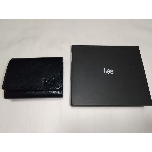 Lee(リー)の箱付き　LEE　高級イタリアンレザー　三つ折り財布　ネイビー メンズのファッション小物(折り財布)の商品写真