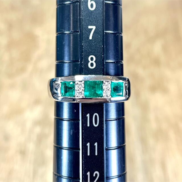 お色味綺麗です!Pt900 エメラルド ダイヤ リング 4.67g M783 新品即決