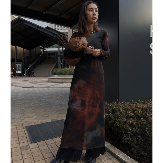 Ameri VINTAGE(アメリヴィンテージ)のAmeri◆ MIRANDA TAIDAI SHEER LONG TOP コーデ レディースのワンピース(ロングワンピース/マキシワンピース)の商品写真