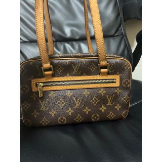 ルイヴィトン(LOUIS VUITTON)のルイビトンモノグラム(ショルダーバッグ)