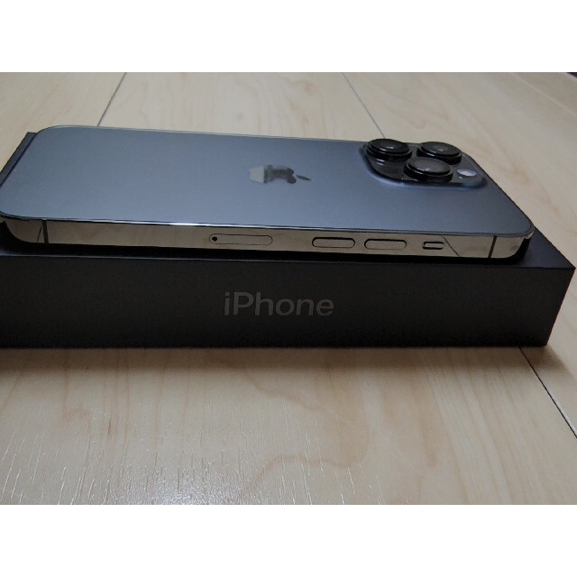 【美品】iPhone13 pro 256GB グラファイト　ケース　フィルム付き