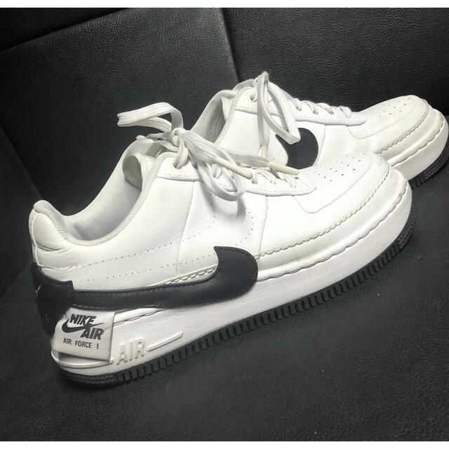 NIKE(ナイキ)のNIKE ナイキ エアフォース1 ウィメンズ ジェスターXX AF1 メンズの靴/シューズ(スニーカー)の商品写真