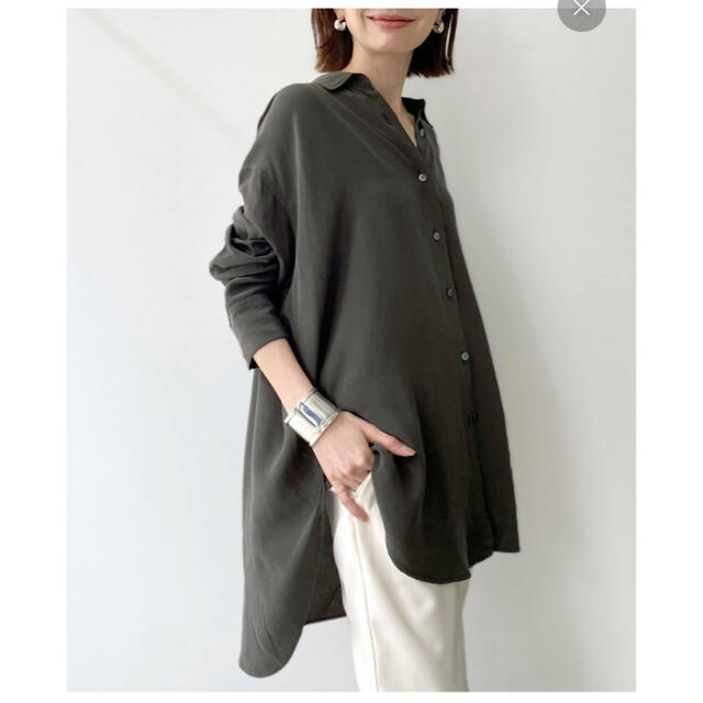 L'Appartement DEUXIEME CLASSE(アパルトモンドゥーズィエムクラス)のL'Appartement Col Pierrot  2Way Shirts   レディースのトップス(シャツ/ブラウス(長袖/七分))の商品写真