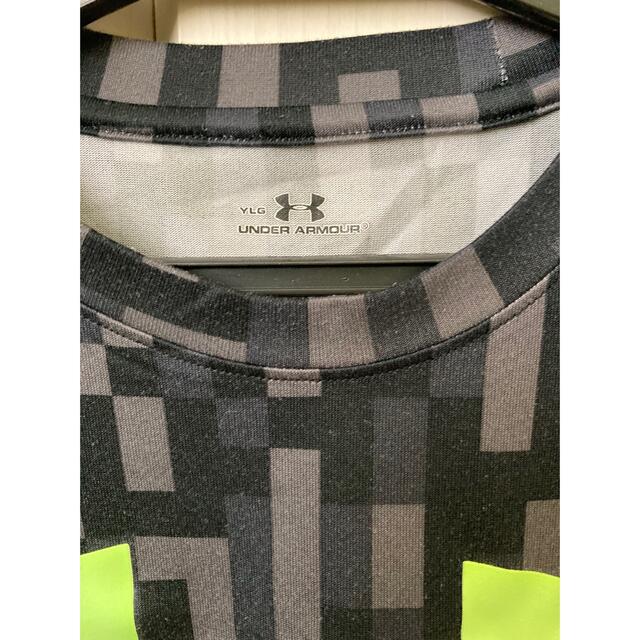 UNDER ARMOUR(アンダーアーマー)のアンダーアーマー　Tシャツ　キッズ　YLG キッズ/ベビー/マタニティのキッズ服男の子用(90cm~)(Tシャツ/カットソー)の商品写真