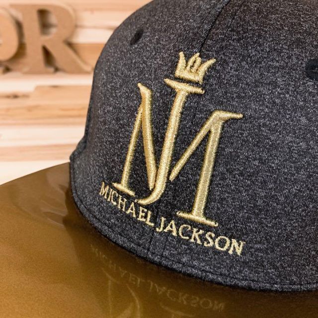 人気格安 激レア 海外限定 マイケルジャクソン MJ ONE クラウン