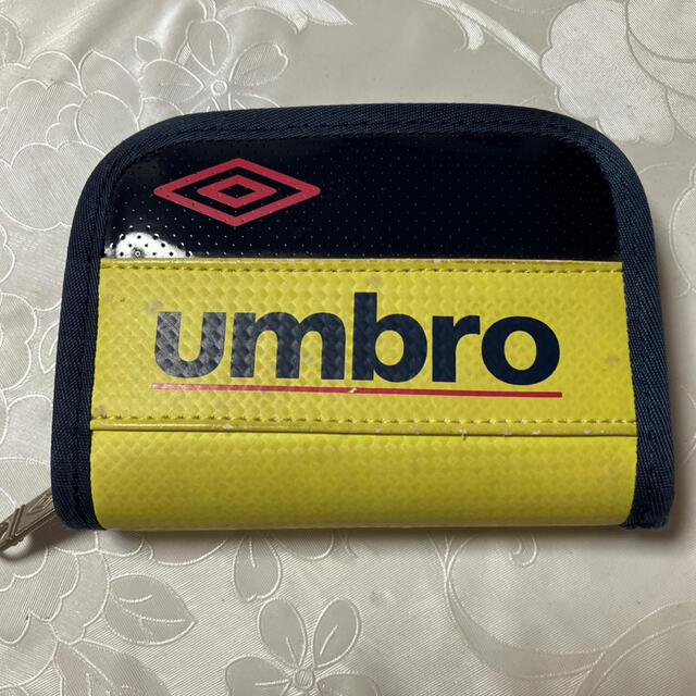 UMBRO(アンブロ)のUmbro 2つ折り財布 ☆Sale中☆ キッズ/ベビー/マタニティのこども用ファッション小物(財布)の商品写真