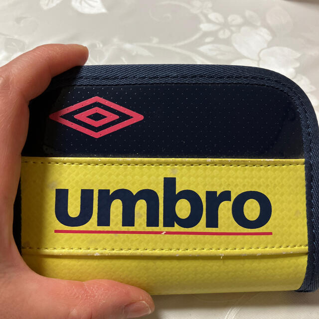 UMBRO(アンブロ)のUmbro 2つ折り財布 ☆Sale中☆ キッズ/ベビー/マタニティのこども用ファッション小物(財布)の商品写真