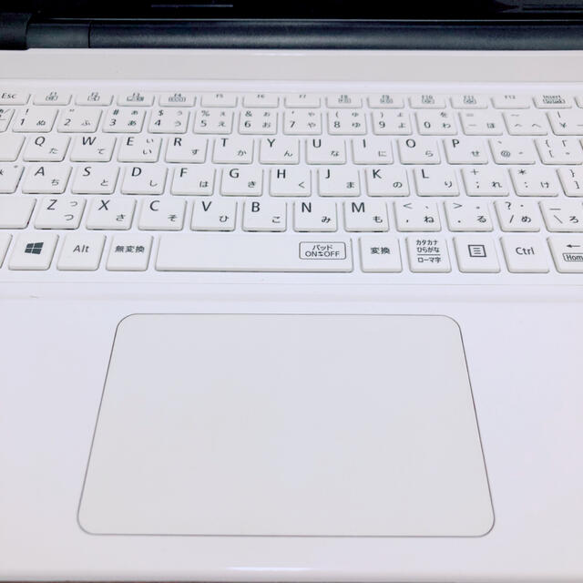 かわいいホワイトノートPC.Office付きですよ⭐︎ 4