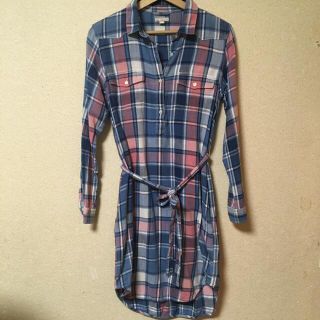 ギャップ(GAP)のGAP シャツワンピース　チェック柄(ひざ丈ワンピース)