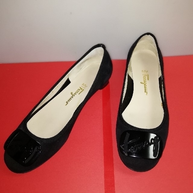 Salvatore Ferragamo - m m 様専用 美品!My ferragamo パンプスの通販