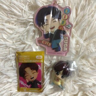 ボウダンショウネンダン(防弾少年団(BTS))のTinyTAN  シュガ　ＳＵＧＡ アクリルチャーム  ガチャガチャ  紅茶花伝(キーホルダー)