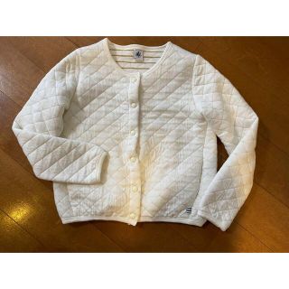 プチバトー(PETIT BATEAU)の超美品試着のみ　プチバトー　キルティング　カーディガン  120 白(カーディガン)