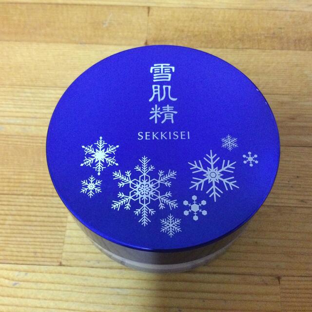 雪肌精(セッキセイ)の雪肌精　粉雪パウダー コスメ/美容のベースメイク/化粧品(フェイスパウダー)の商品写真