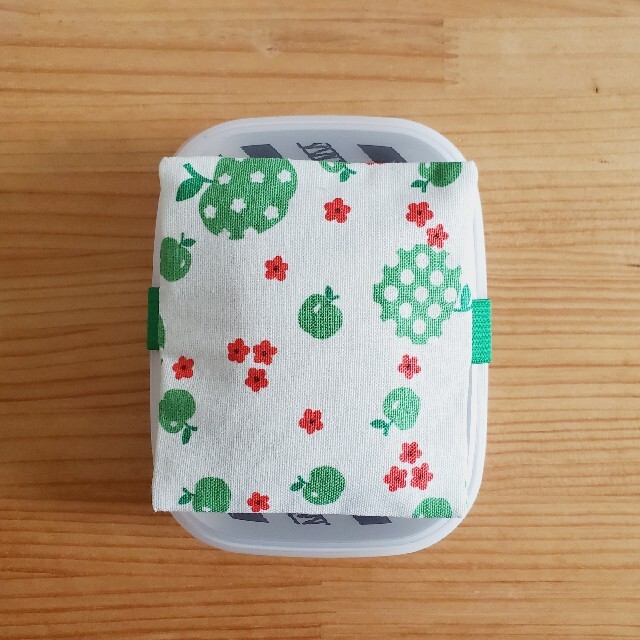 激安通販ショッピング お弁当に 保冷剤ケース付き お弁当箱ゴムバンド