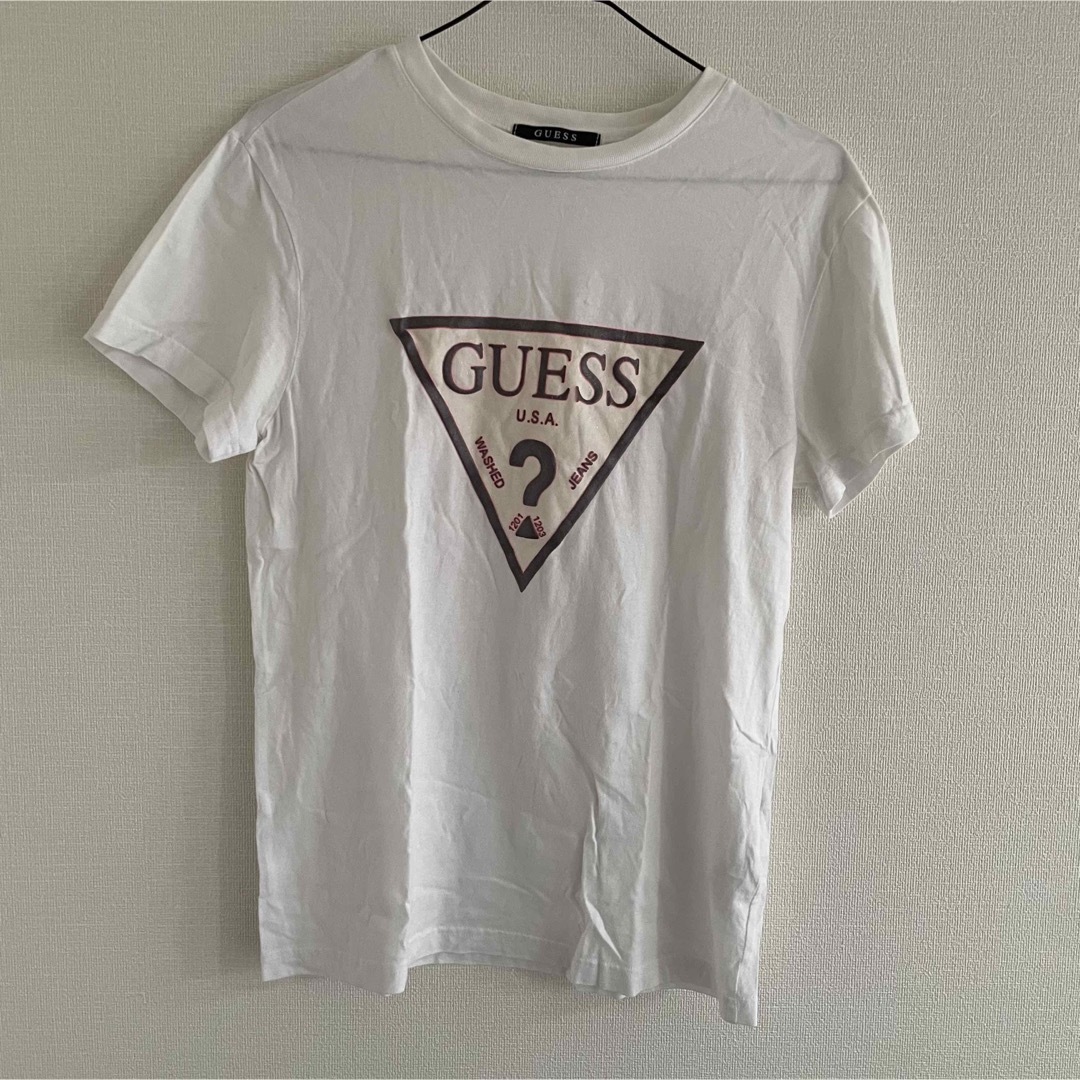 GUESS(ゲス)の限定セール　guess Tシャツ レディースのトップス(Tシャツ(半袖/袖なし))の商品写真