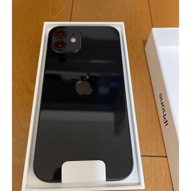 Apple(アップル)のApple iPhone 12 64GB ブラック SIMフリー スマホ/家電/カメラのスマートフォン/携帯電話(スマートフォン本体)の商品写真