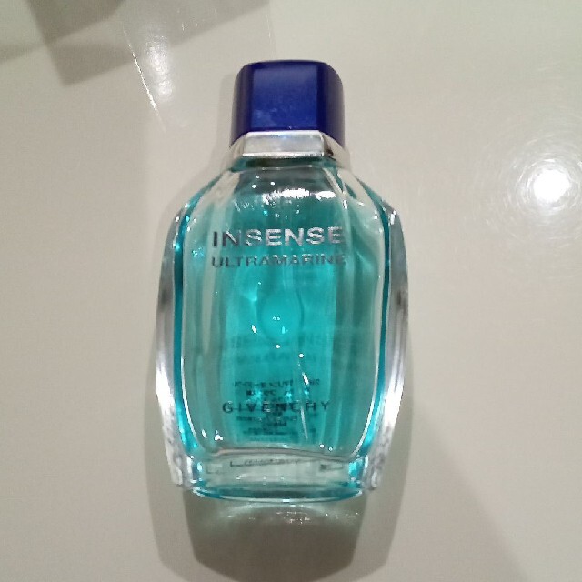 GIVENCHY(ジバンシィ)のジバンシィ　香水　INSENSE コスメ/美容の香水(香水(男性用))の商品写真