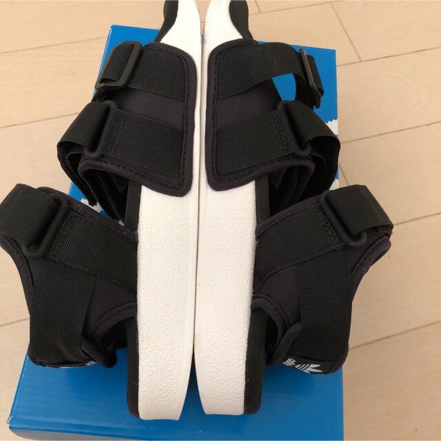 adidas(アディダス)の【お値下げ❗️】アディダス　ADILETTE  サンダル　サイズ5 23.5 レディースの靴/シューズ(サンダル)の商品写真