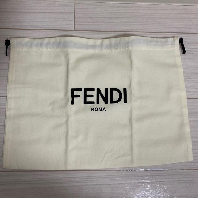 FENDI(フェンディ)の〈Gさん専用〉FENDI キャップ　ブラック メンズの帽子(キャップ)の商品写真