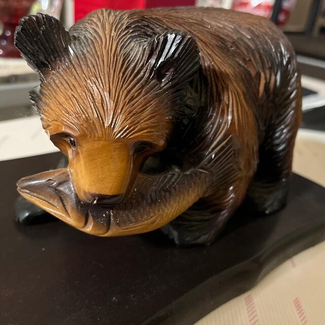北海道阿寒湖アイヌコタン　熊の木彫 エンタメ/ホビーの美術品/アンティーク(彫刻/オブジェ)の商品写真
