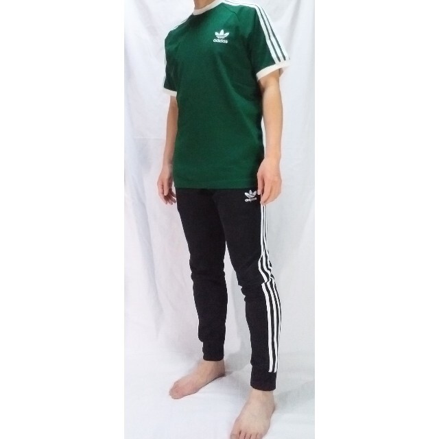 adidas(アディダス)の新品 L adidas originals Tシャツ 3ストライプ 濃緑 メンズのトップス(Tシャツ/カットソー(半袖/袖なし))の商品写真