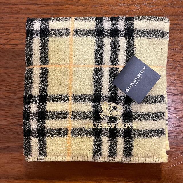 BURBERRY(バーバリー)の【新品】BURBERRY バーバリー タオルハンカチ レモンイエロー チェック レディースのファッション小物(ハンカチ)の商品写真