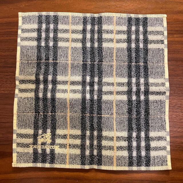 BURBERRY(バーバリー)の【新品】BURBERRY バーバリー タオルハンカチ レモンイエロー チェック レディースのファッション小物(ハンカチ)の商品写真