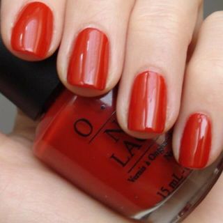 オーピーアイ(OPI)のポリッシュ計4本(マニキュア)